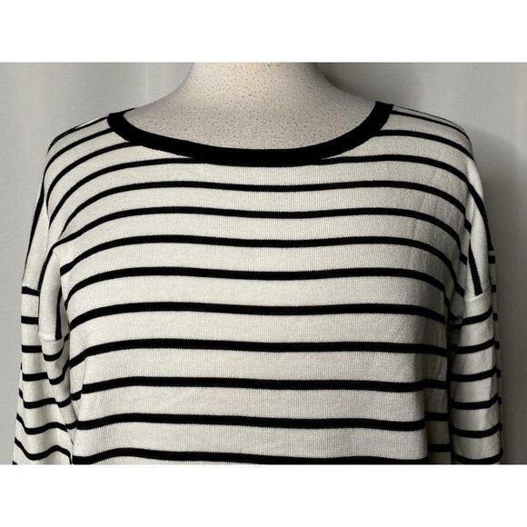 Spence Striped Pullover Knit Top Sz M Exposed Back Zipper Black & Ivory NEW - Picture 2 of 6